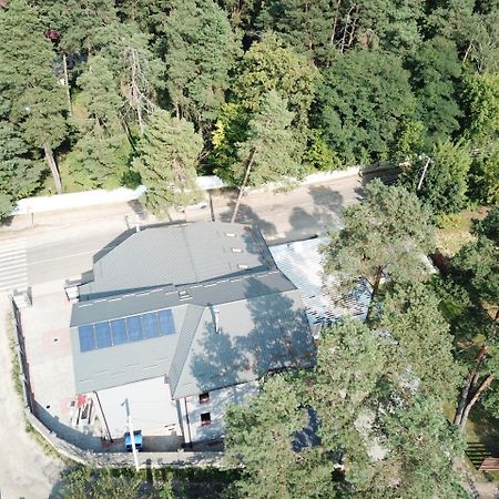 Motozona Hotel Bryukhovychi Eksteriør billede